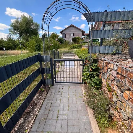 Am Dollespark Appartement Bodenheim